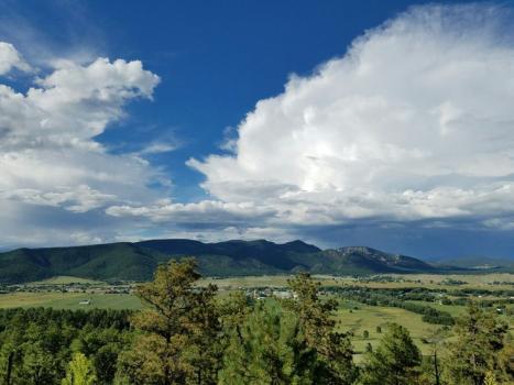 Photo of the Mora River valley in northeastern New Mexico